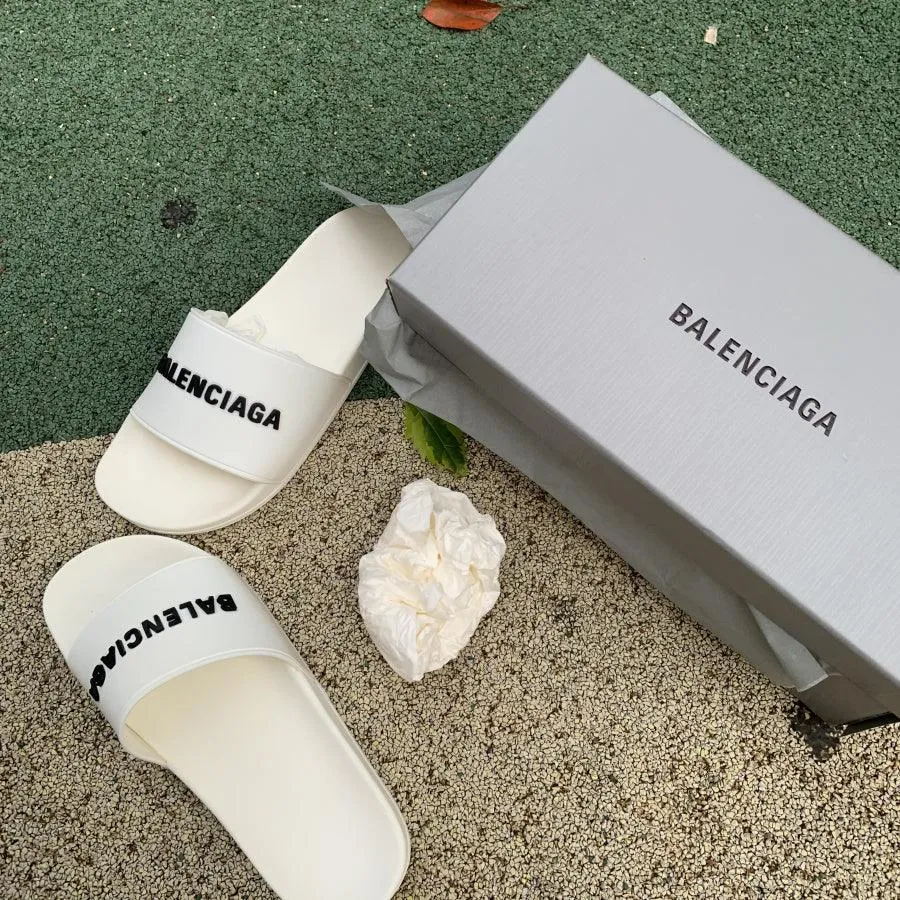 BALENCIAGA SLIPPERS LOGO *WHITE*