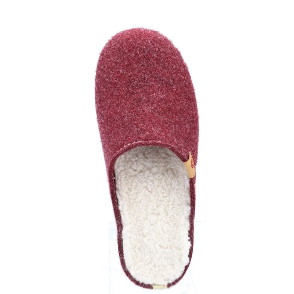 Burgundy Recycled Good Slippers