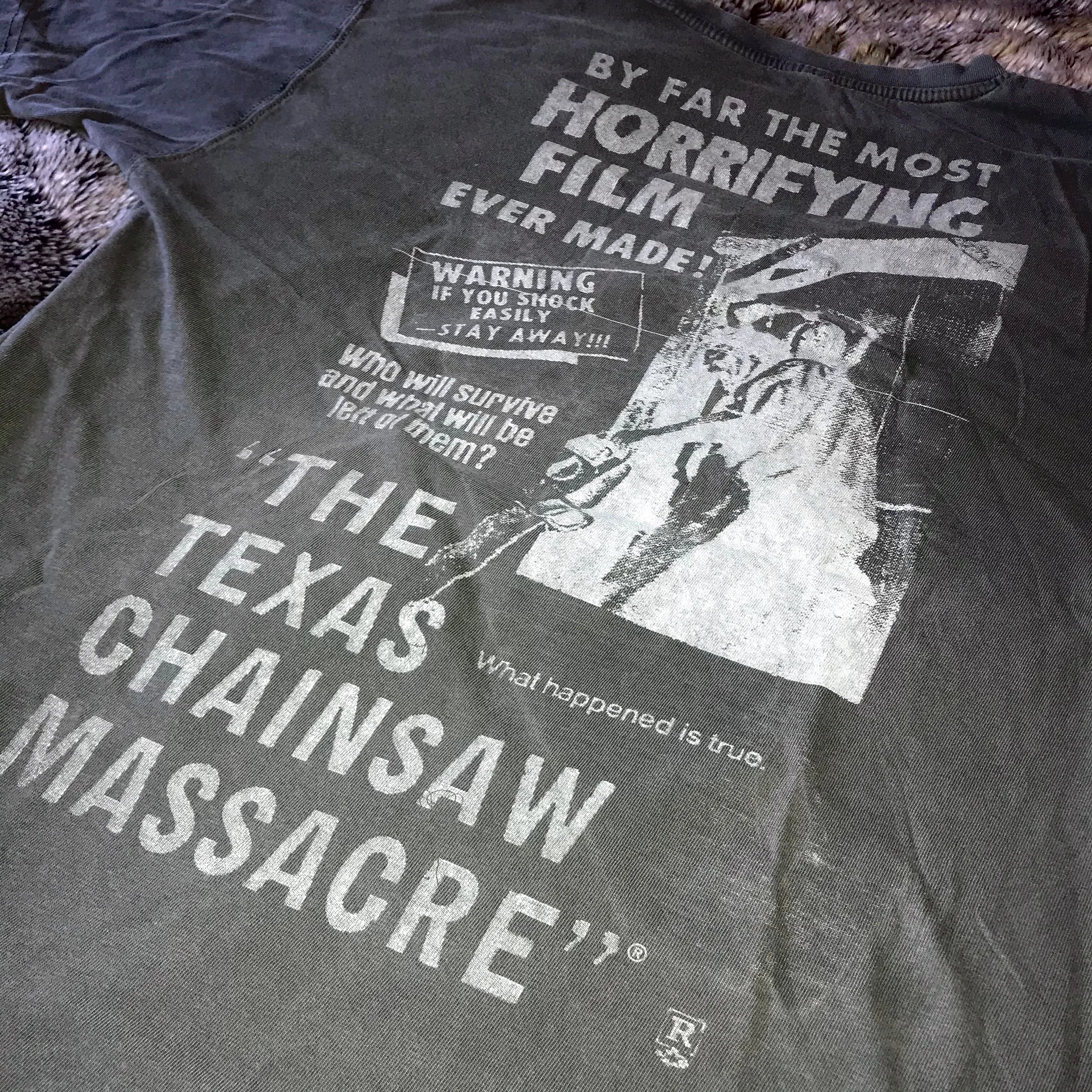 Halloween 2017 Texas Chainsaw Massacre Reversible Tee (Grey)