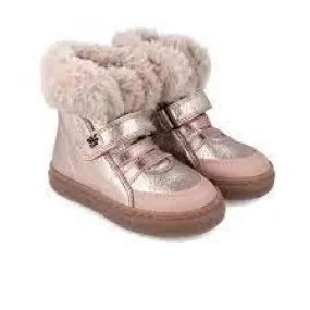 Metallic beige boot with fur