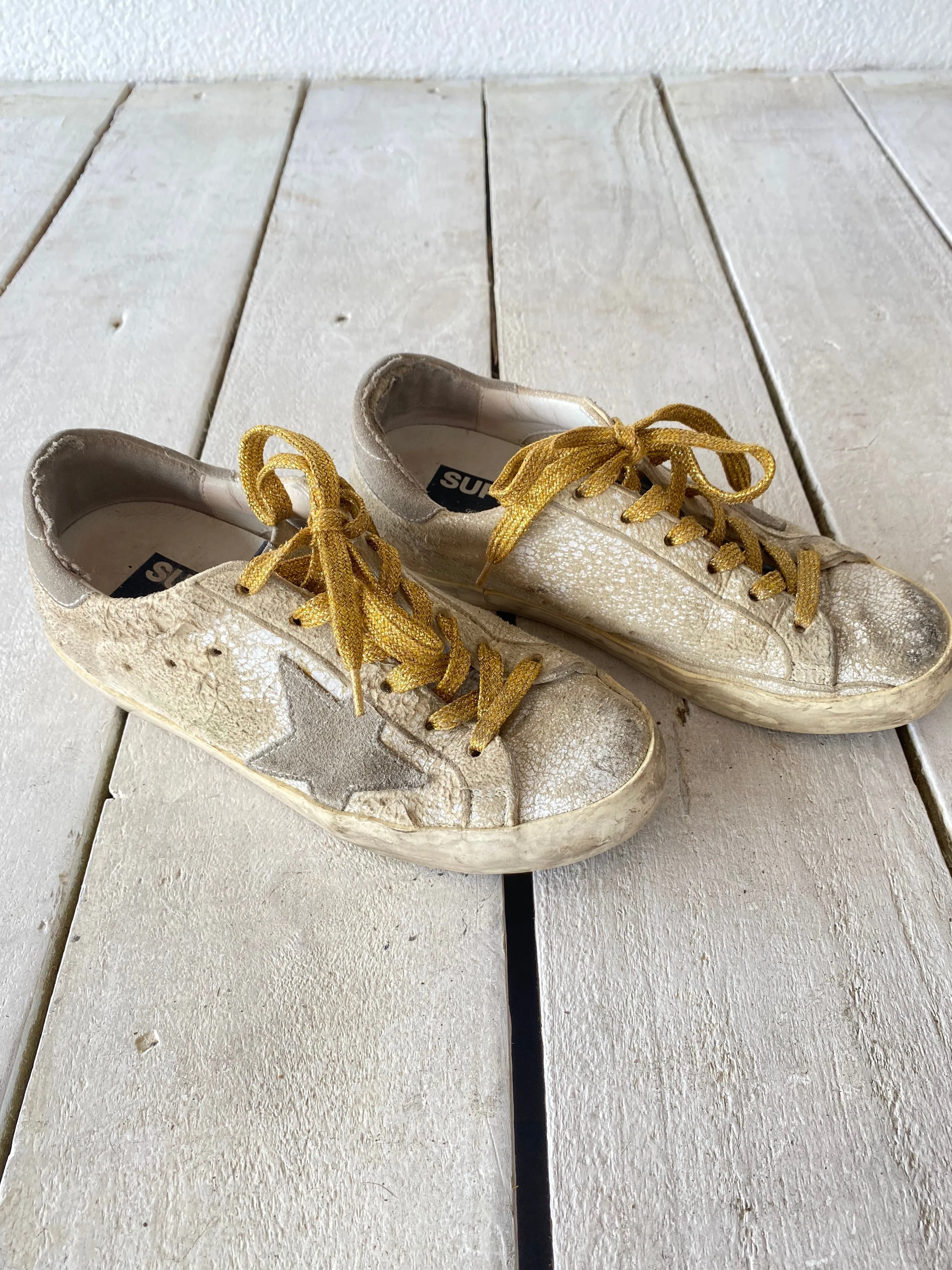 Pre-Loved Golden Goose Shoes