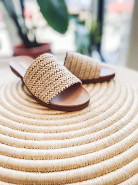 Sandy woven sandals