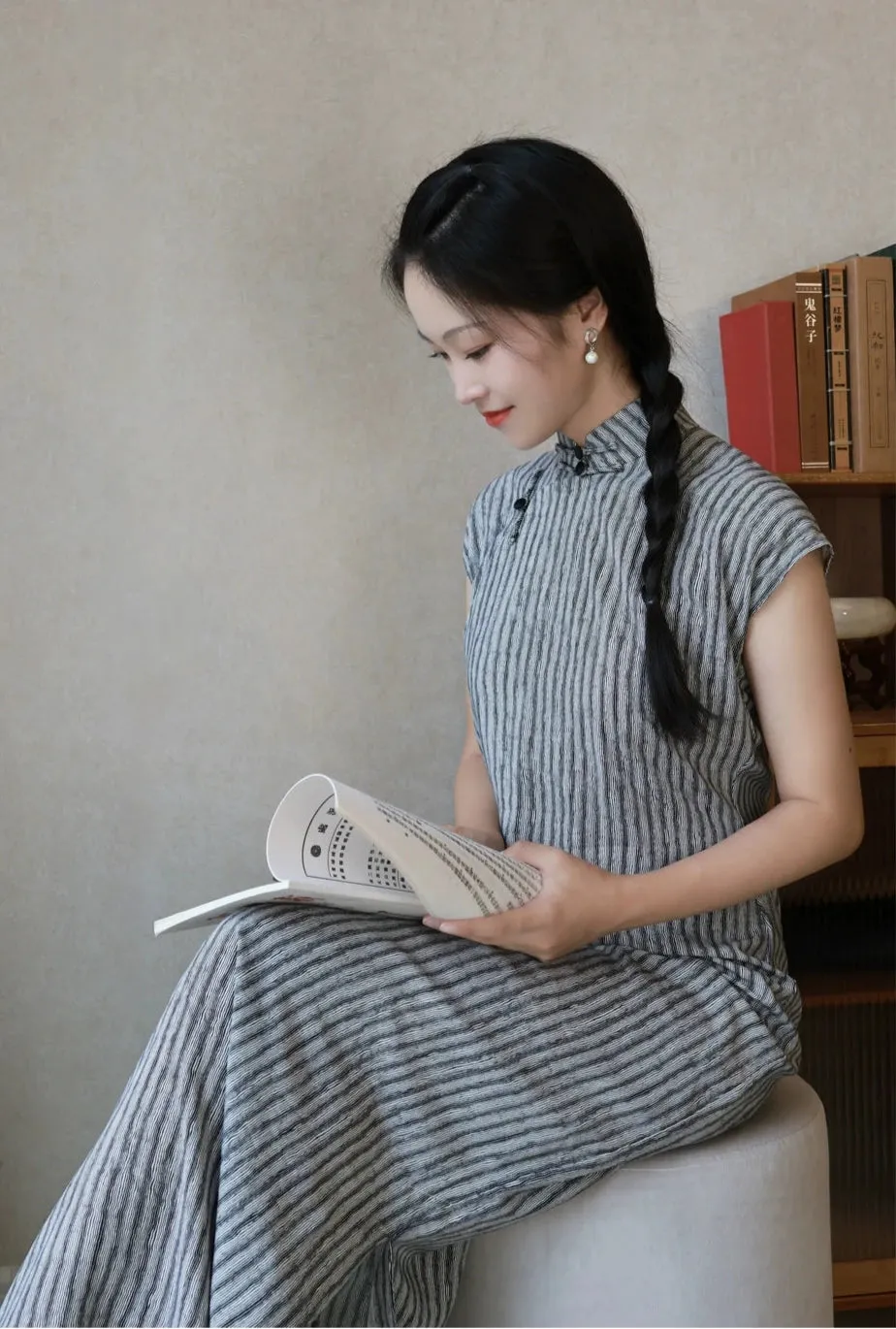 Su Xin 素馨 Jasmine 1930s Striped Cap Sleeve Qipao